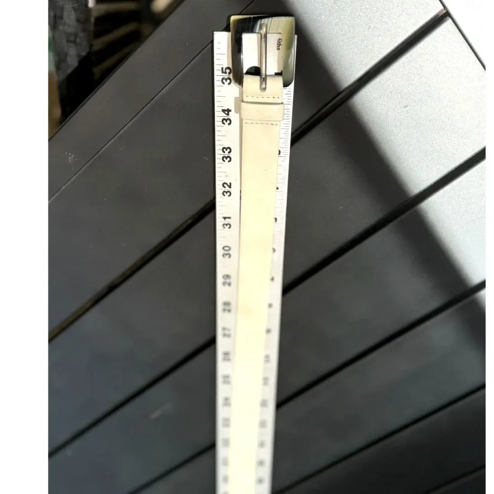Banana Republic 100% Cream Leather Belt SZ 30 Made in Italy Olive & Cream Buckle